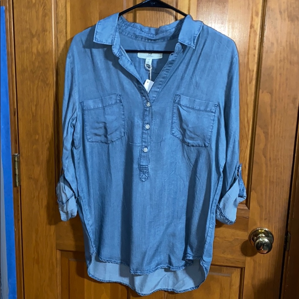 Chambray Shirt 💙